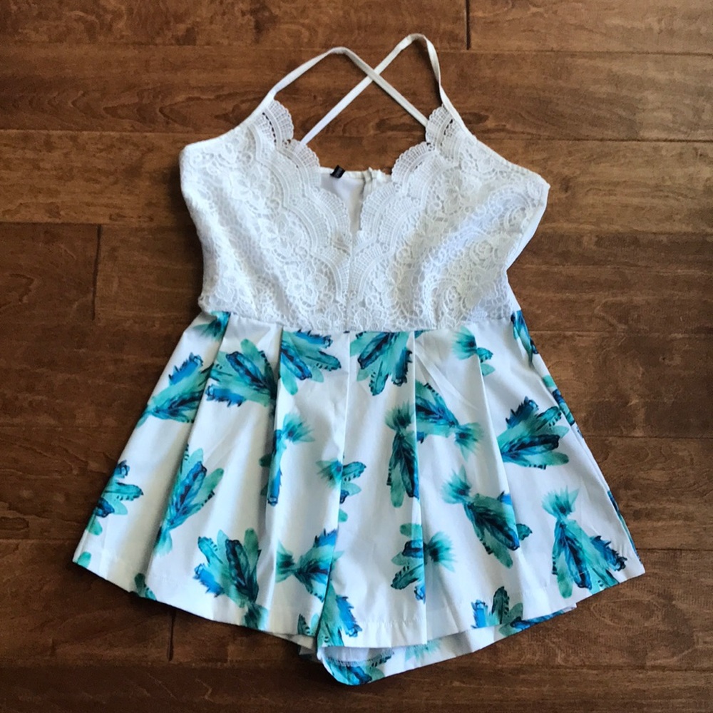 White lace romper with turquoise leaf bottom